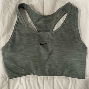 Nike sportsbra